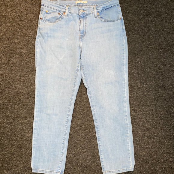 Sz.31*Levi's*Cropped Boyfriend Jeans--Light Wash--Mid-Rise--Zip-Fly - Picture 1 of 5